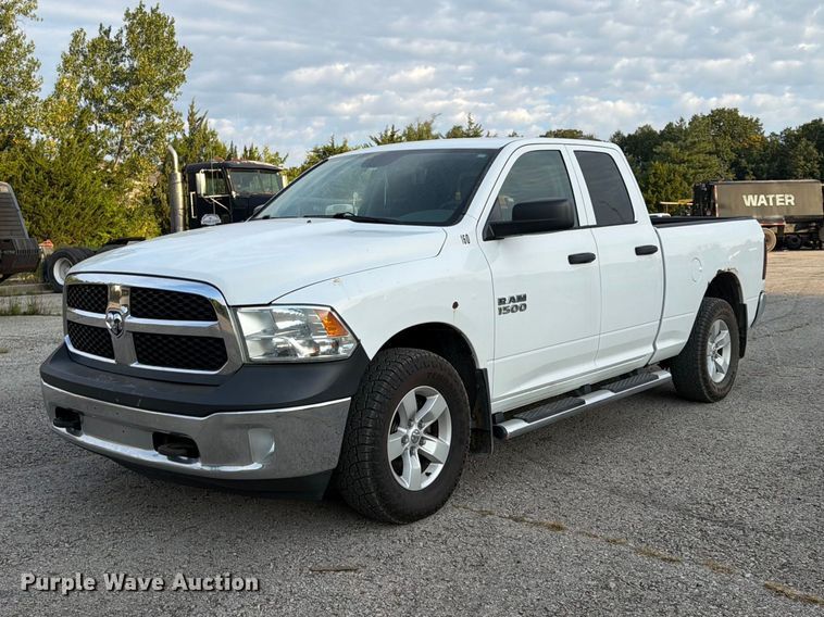 2013 RAM 1500 ST Ext. Cab pickup truck