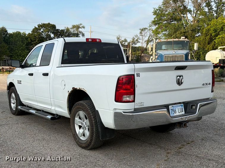 image for item FU4600 2013 RAM 1500 ST Ext. Cab pickup truck
