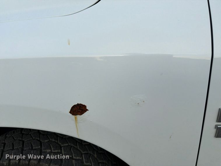 image for item FU4600 2013 RAM 1500 ST Ext. Cab pickup truck