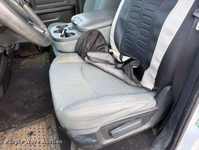 image for item FU4600 2013 RAM 1500 ST Ext. Cab pickup truck