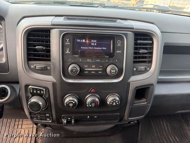 image for item FU4600 2013 RAM 1500 ST Ext. Cab pickup truck