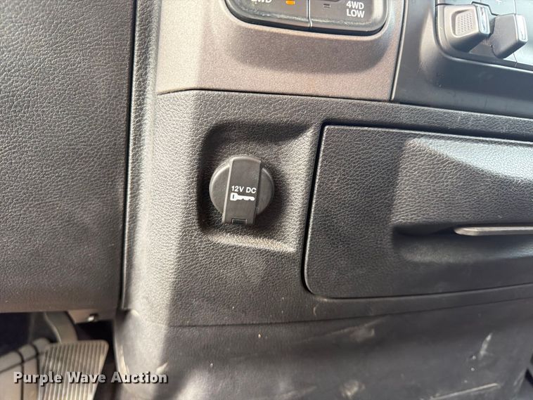 image for item FU4600 2013 RAM 1500 ST Ext. Cab pickup truck