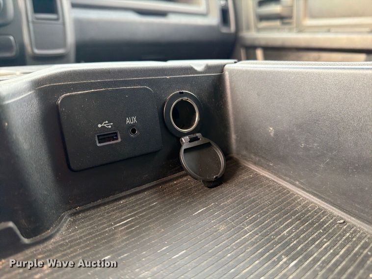 image for item FU4600 2013 RAM 1500 ST Ext. Cab pickup truck
