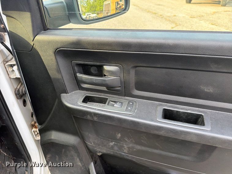 image for item FU4600 2013 RAM 1500 ST Ext. Cab pickup truck