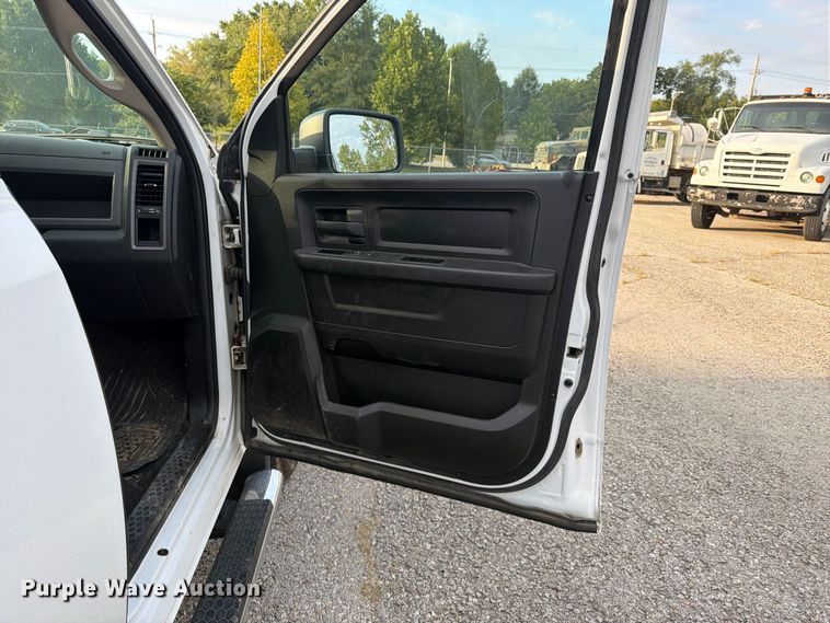 image for item FU4600 2013 RAM 1500 ST Ext. Cab pickup truck