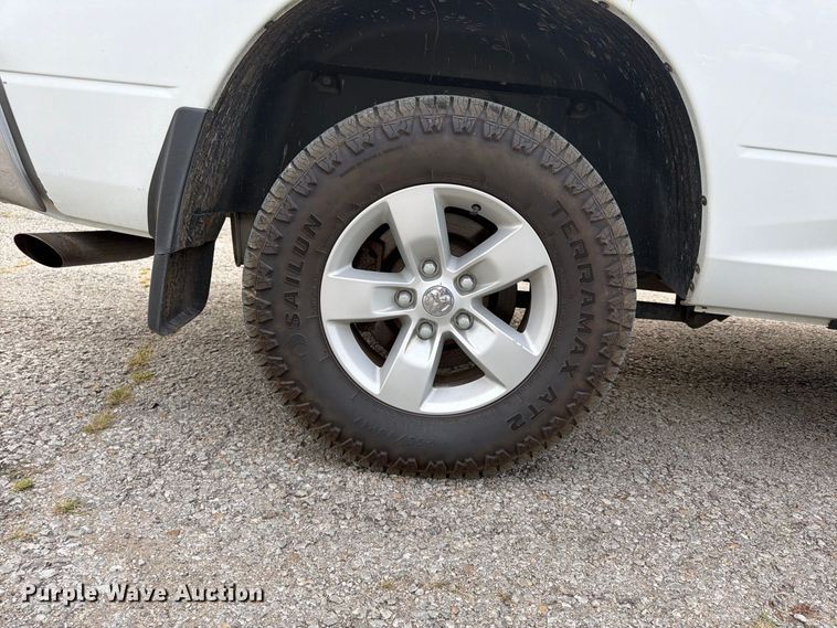 image for item FU4600 2013 RAM 1500 ST Ext. Cab pickup truck