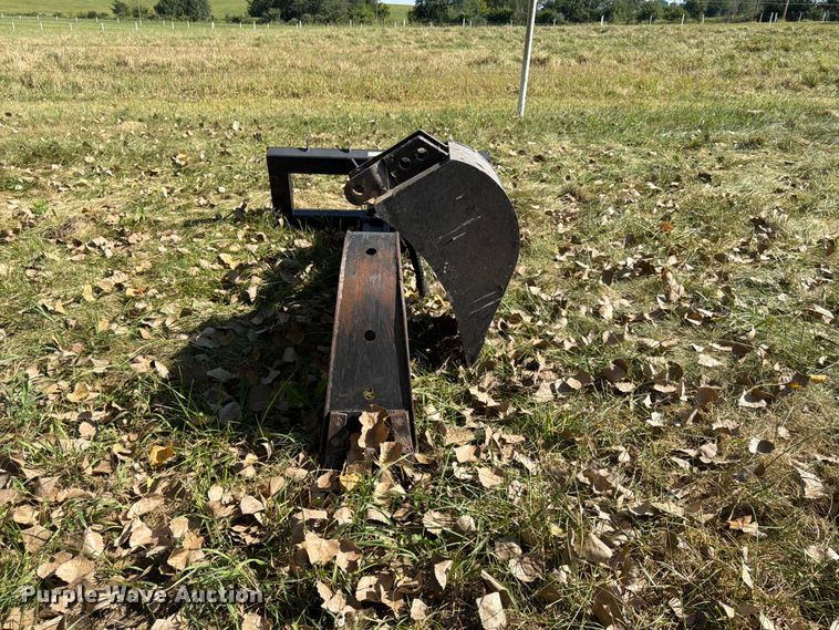 image for item FU4623 2018 skid steer backhoe