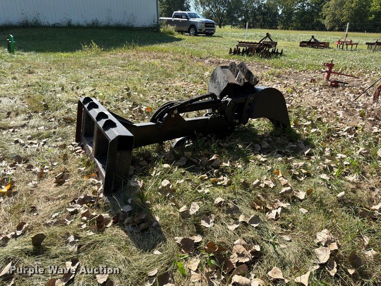 image for item FU4623 2018 skid steer backhoe