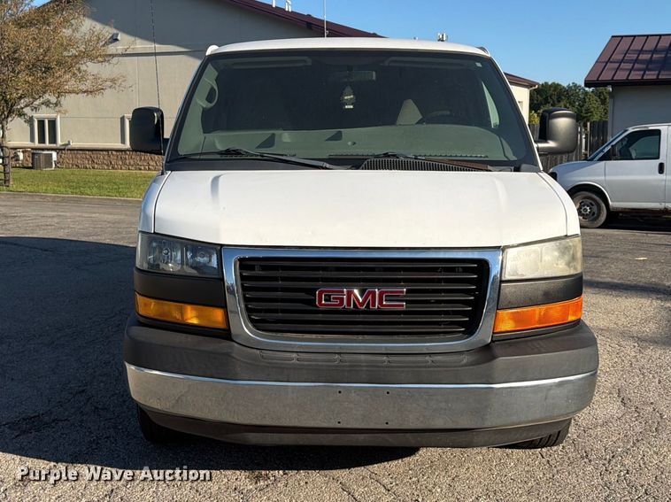 image for item FU4632 2014 GMC Savana Utility Van