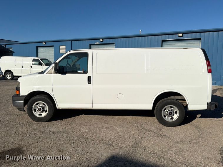 image for item FU4632 2014 GMC Savana Utility Van