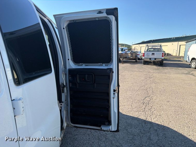 image for item FU4632 2014 GMC Savana Utility Van