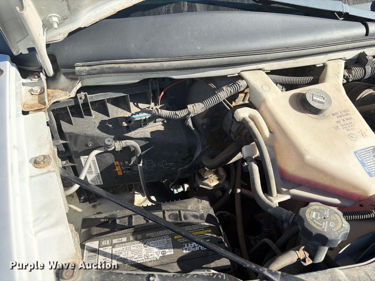 image for item FU4632 2014 GMC Savana Utility Van