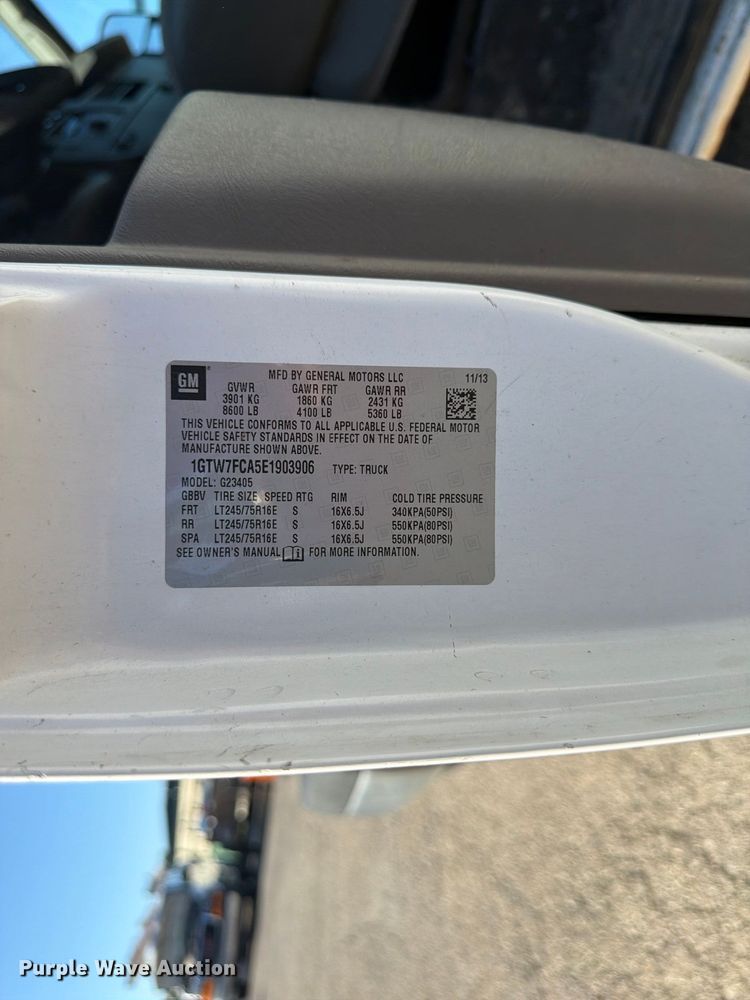 image for item FU4632 2014 GMC Savana Utility Van