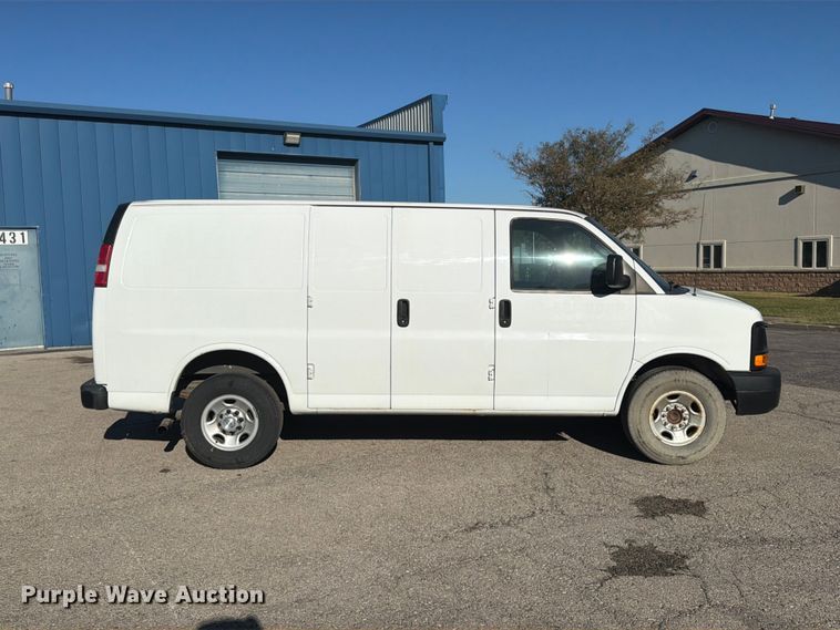 image for item FU4633 2016 Chevrolet Express 2500 