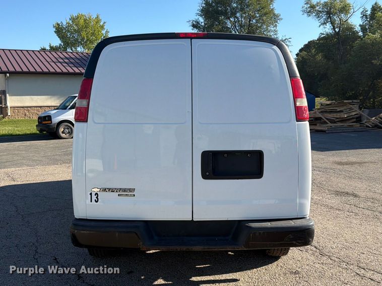 image for item FU4633 2016 Chevrolet Express 2500 