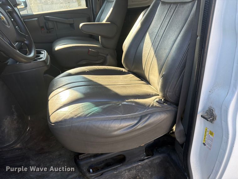 image for item FU4633 2016 Chevrolet Express 2500 