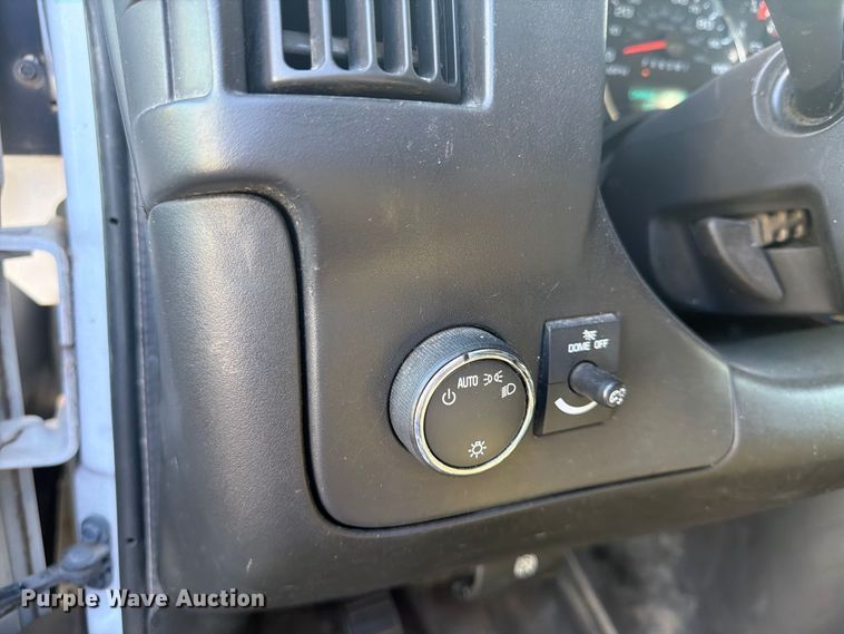 image for item FU4633 2016 Chevrolet Express 2500 