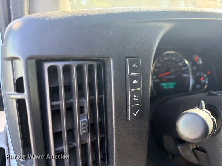 image for item FU4633 2016 Chevrolet Express 2500 