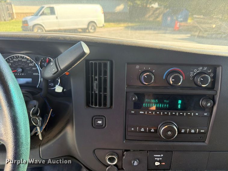 image for item FU4633 2016 Chevrolet Express 2500 