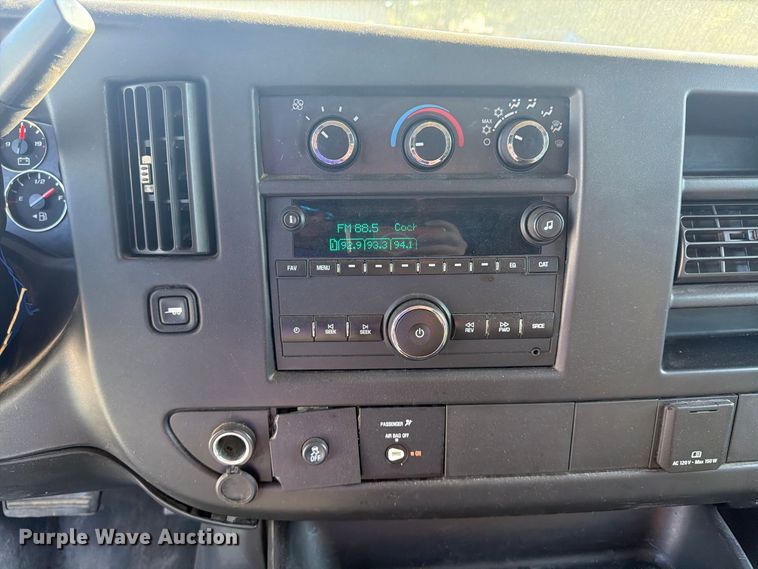 image for item FU4633 2016 Chevrolet Express 2500 