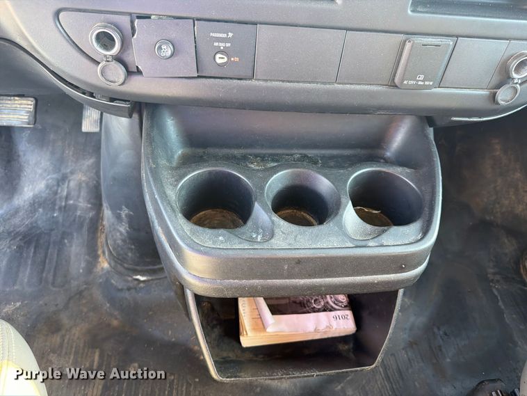 image for item FU4633 2016 Chevrolet Express 2500 