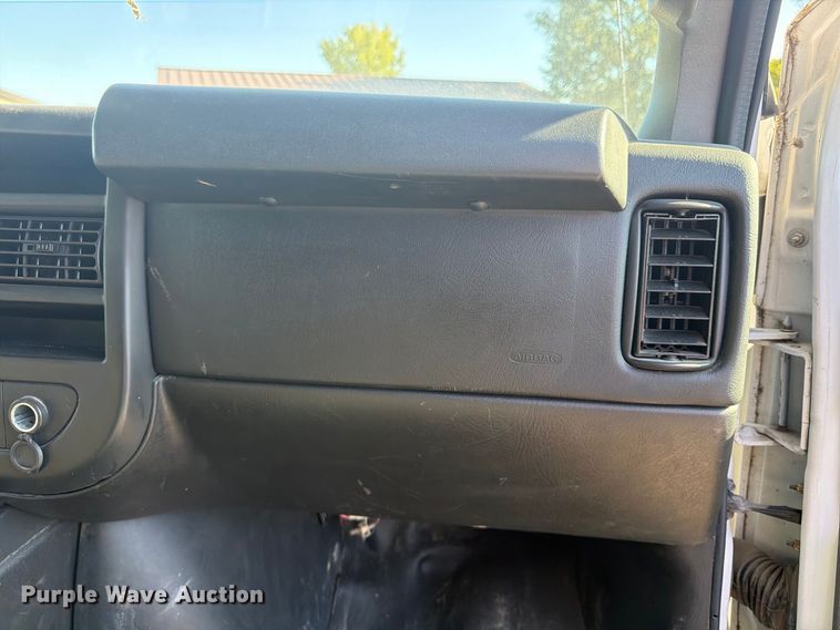 image for item FU4633 2016 Chevrolet Express 2500 