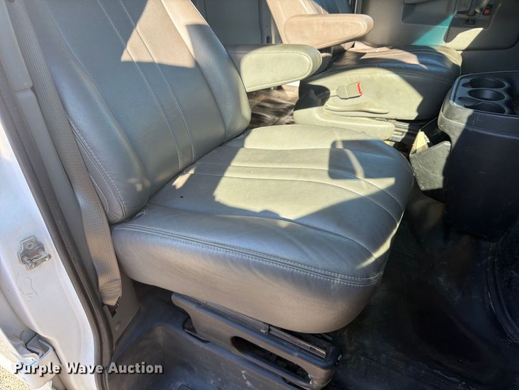 image for item FU4633 2016 Chevrolet Express 2500 