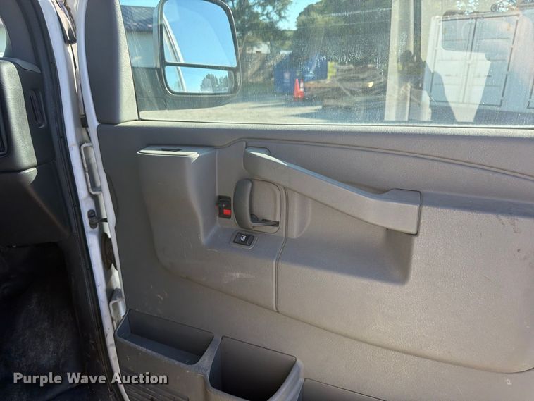 image for item FU4633 2016 Chevrolet Express 2500 