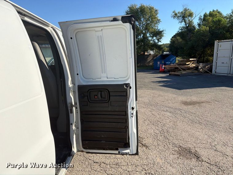 image for item FU4633 2016 Chevrolet Express 2500 