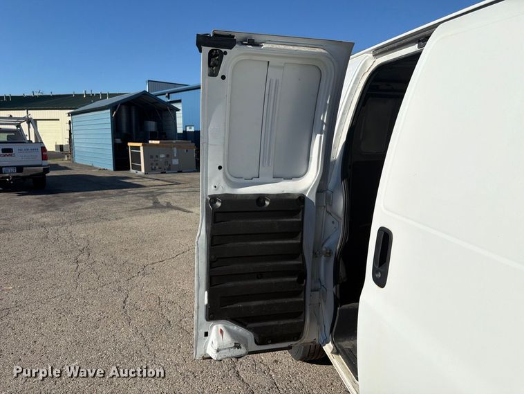 image for item FU4633 2016 Chevrolet Express 2500 