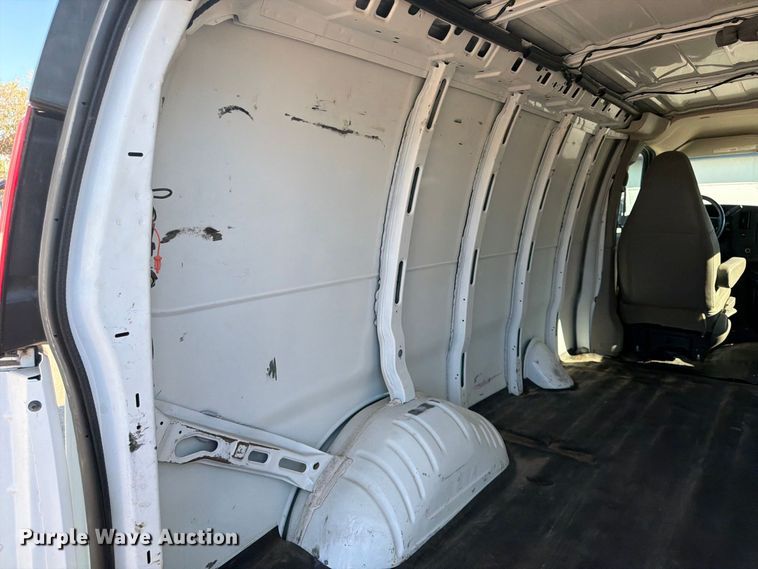 image for item FU4633 2016 Chevrolet Express 2500 