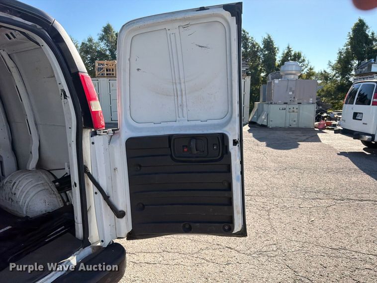 image for item FU4633 2016 Chevrolet Express 2500 