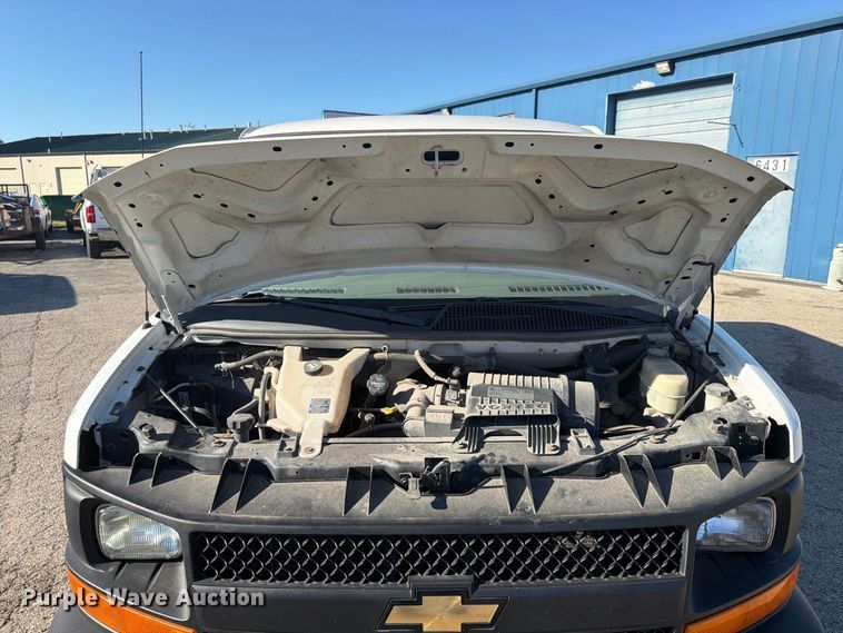 image for item FU4633 2016 Chevrolet Express 2500 