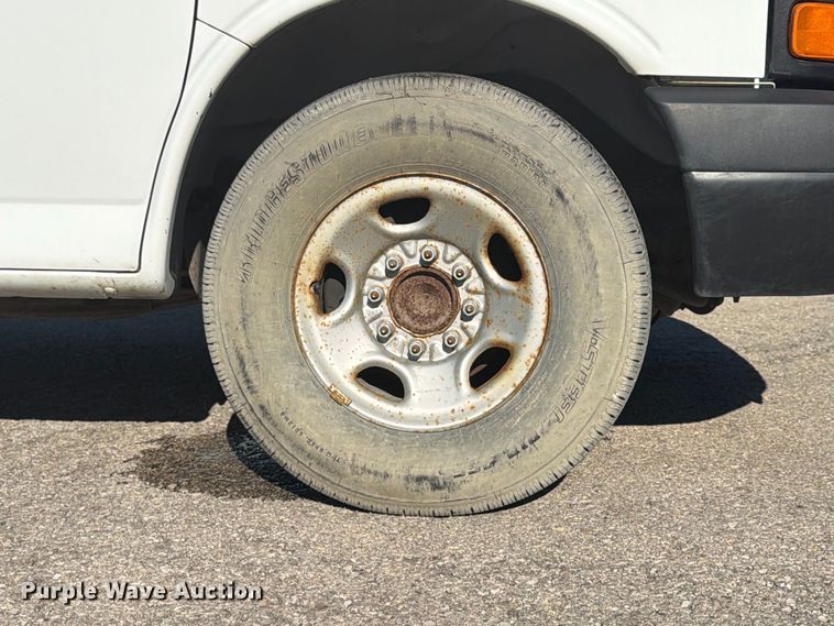 image for item FU4633 2016 Chevrolet Express 2500 