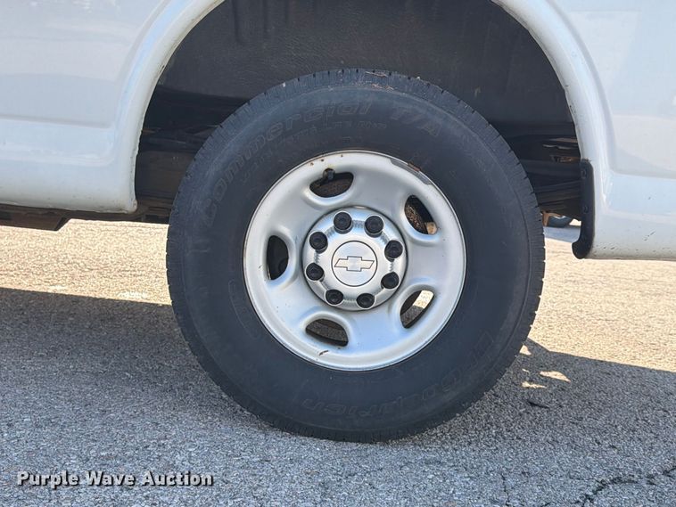 image for item FU4633 2016 Chevrolet Express 2500 