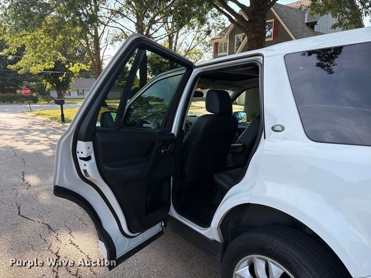 image for item FU4639 2014 Land Rover LR2 SUV