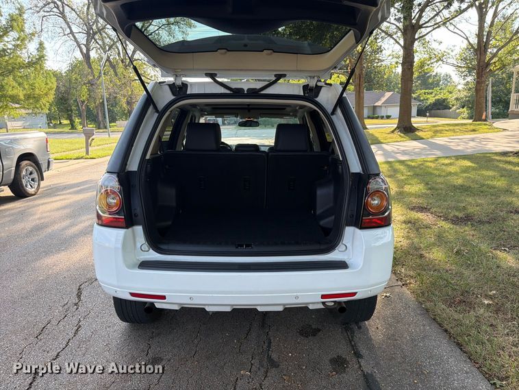 image for item FU4639 2014 Land Rover LR2 SUV