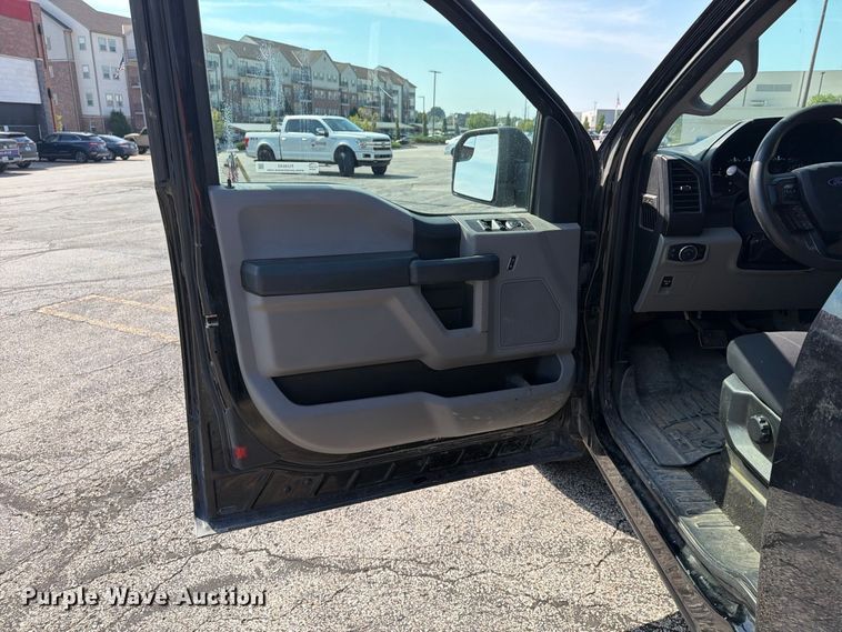 image for item FU4640 2018 Ford F150 Ext. Cab pickup truck