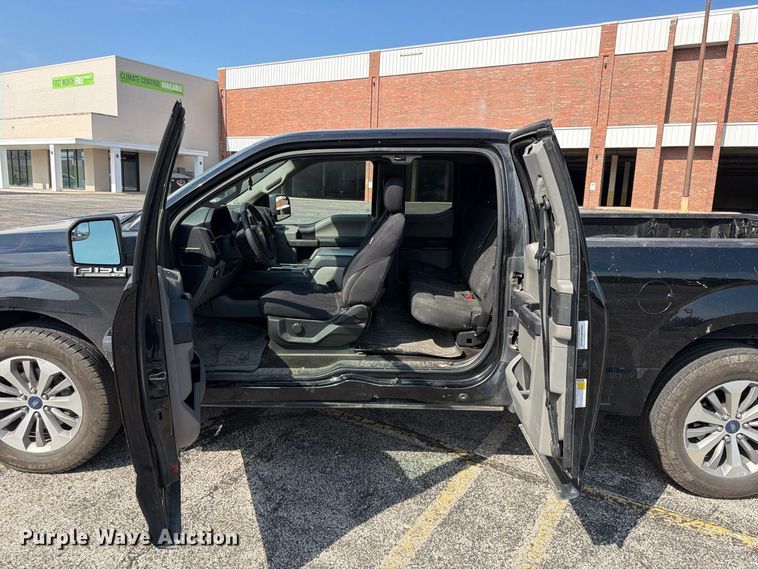 image for item FU4640 2018 Ford F150 Ext. Cab pickup truck
