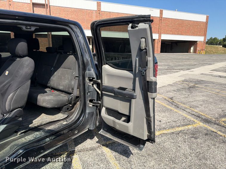 image for item FU4640 2018 Ford F150 Ext. Cab pickup truck
