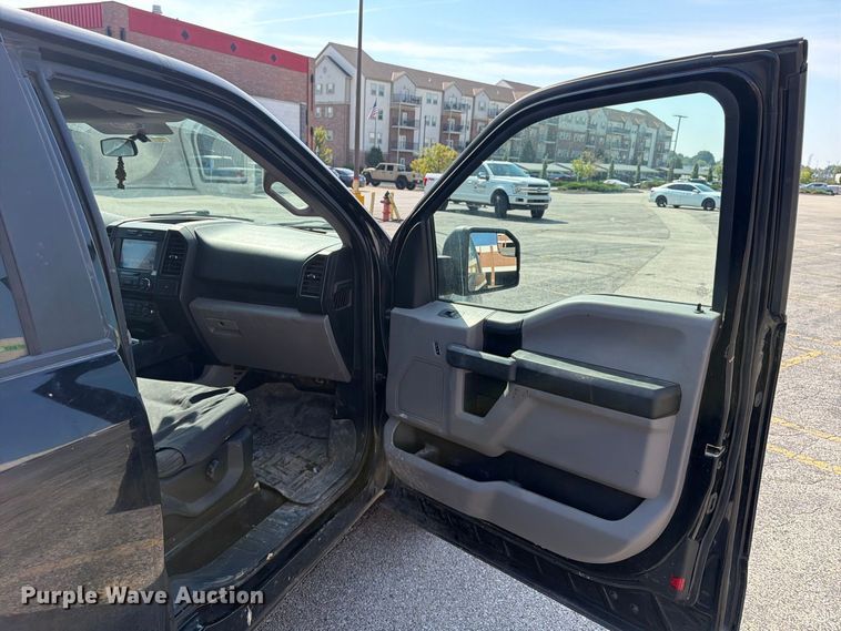 image for item FU4640 2018 Ford F150 Ext. Cab pickup truck