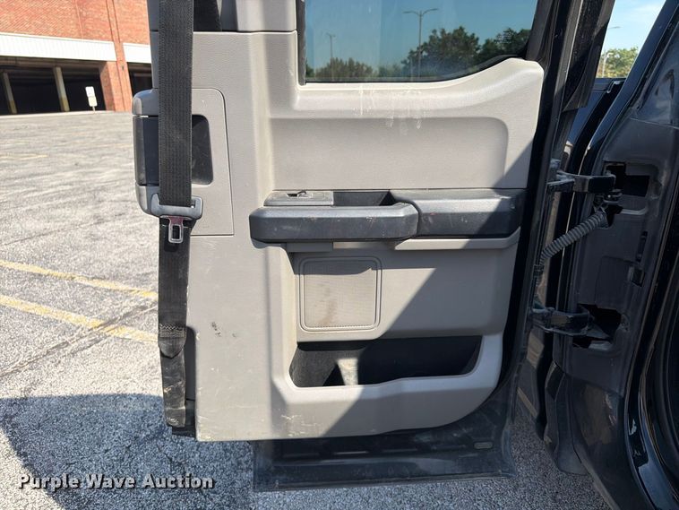 image for item FU4640 2018 Ford F150 Ext. Cab pickup truck