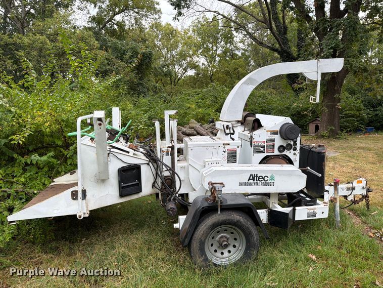 image for item FU4641 2008 Altec DC-1217 CFD wood chipper