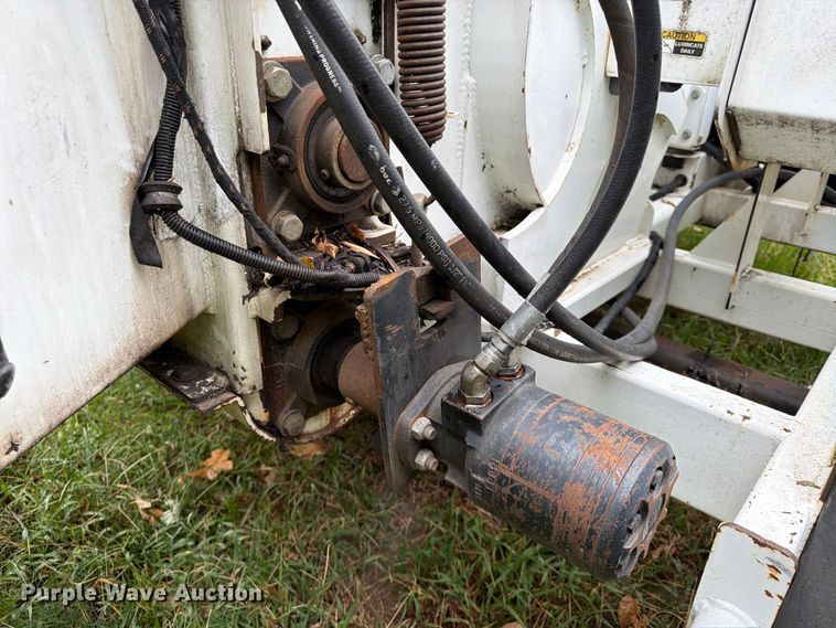 image for item FU4641 2008 Altec DC-1217 CFD wood chipper