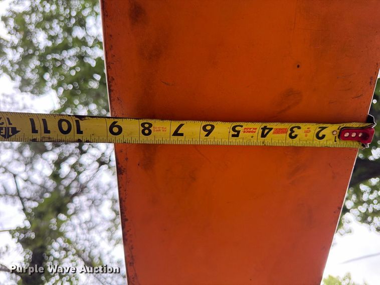 image for item FU4642 2006 Wood/Chuck Chipper Corp. 1 200G wood chipper