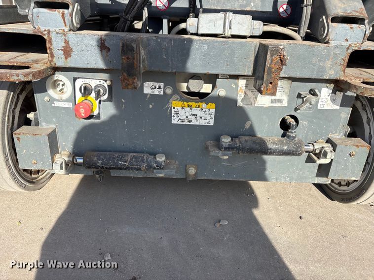 image for item JM9435 2018 Skyjack SJ4632 scissor lift