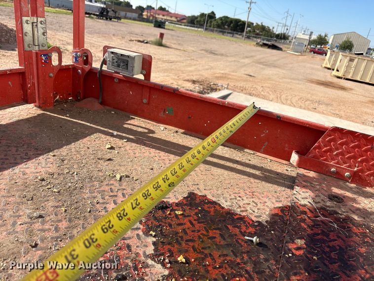 image for item JM9435 2018 Skyjack SJ4632 scissor lift