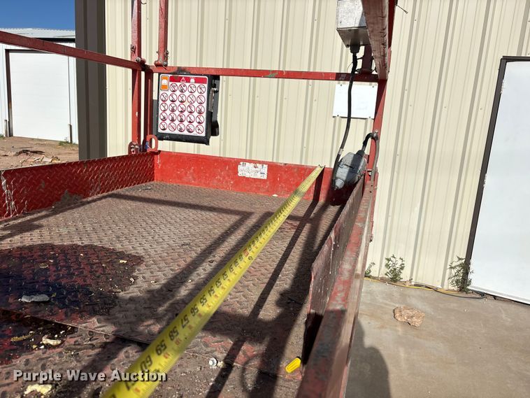 image for item JM9435 2018 Skyjack SJ4632 scissor lift