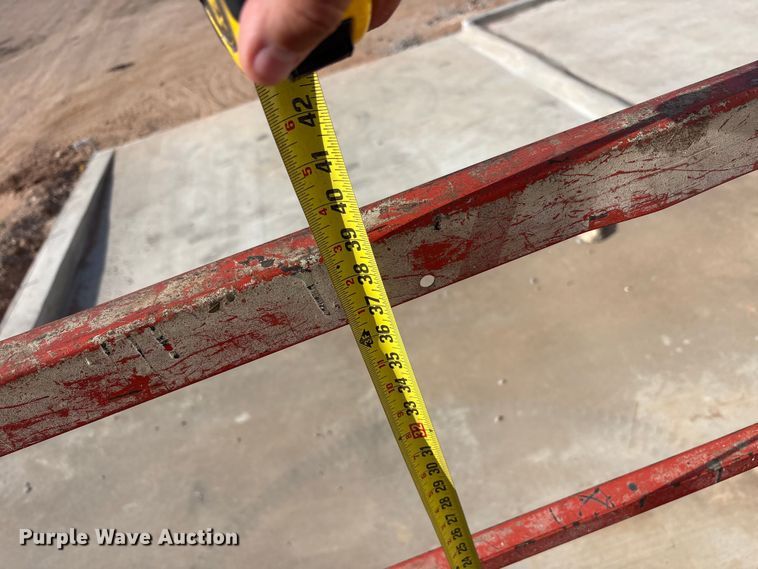 image for item JM9435 2018 Skyjack SJ4632 scissor lift