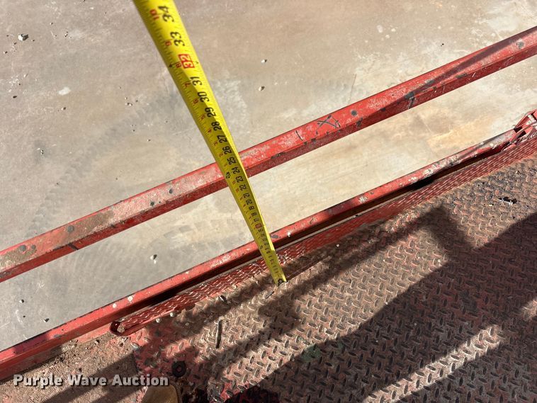 image for item JM9435 2018 Skyjack SJ4632 scissor lift